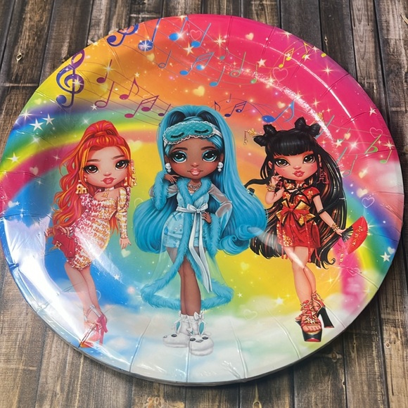 5for$10 Rainbow High Doll Birthday Party Supply Table cover And Paper Plates NWT - Picture 3 of 5